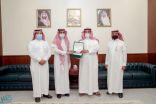 محافظ وادي الدواسر يلتقي عميد كلية التربية بالمحافظة