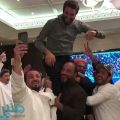 شاهد.. نجل ملك البحرين عبر عن فرحته بفوز فريقه على نظيره القطري بهذه الطريقة!