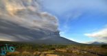 رفع حالة التأهب لأقصى مستوى بسبب بركان بالي في إندونيسيا