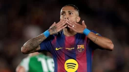 الهلال يترقب قرار رافينيا.. وبرشلونة يتمسك بجناحه البرازيلي