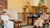 الأمير بدر بن سلطان يستقبل أمين جدة ومدير الأحوال المدنية بمكة المكرمة