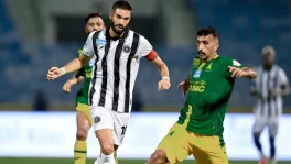 التعادل السلبي يحسم مواجهة الخليج والشباب في دوري روشن
