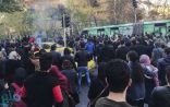 تلفزيون إيران الرسمي يعلن مقتل 12 شخص في التظاهرات