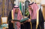 خادم الحرمين الشريفين يتسلّم التقرير السنوي لديوان المراقبة العامة