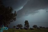 الإعصار «تريفور» يضرب شمال أستراليا بعنف