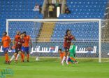 الرائد يفوز على الفيحاء بثنائية