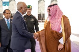رئيس جمهورية المالديف يُغادر جدة