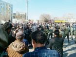 المظاهرات تزلزل إيران وتوقعات لتحولها لانتفاضة شعبية (فيديو)