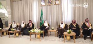 نائب أمير مكة يستقبل عدداً من الأمراء والعلماء والمشائخ ومديري الجهات الحكومية والقطاعات الأمنية بالمنطقة