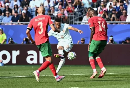 فرنسا تُقصي المغرب بثنائية نظيفة وتعبر إلى نصف نهائي مونديال 2026