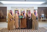 سمو أمير القصيم يتسلّم التقرير الخاص بمسابقة الدكتور عبدالرحمن المشيقح