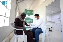 بدعم من مركز الملك سلمان للإغاثة.. مركز الطوارئ لمكافحة الأمراض الوبائية في حجة يقدم خدماته لـ (4,884) مستفيدًا خلال فبراير الماضي