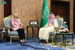 سمو محافظ الطائف يلتقي القائمة بأعمال سفارة الولايات المتحدة الأمريكية لدى المملكة