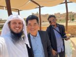 “حوار الأديان” يثمر عن إسلام رجل أعمال تايلندي وعائلته في الرياض