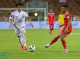اليابان تتغلب على عمان وتبعد أستراليا من المركز الثاني