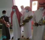 رئيس مركز المظيلف يزور مدرسة الملك فهد بالمظيلف لمشاركة الطلاب العودة الحضورية