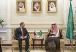فيصل بن فرحان يبحث سبل تعزيز العلاقات مع وزير خارجية فنزويلا