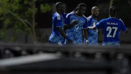 نيوم يهزم الفيحاء بثنائية ويبدأ مشواره في دوري روشن بانتصار مهم