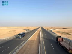 طريق الشمال الدولي.. شريان لوجستي بطول 1,700 كلم يربط المملكة بدول المنطقة وأوروبا