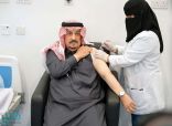 أمير الرياض يتلقى الجرعة الأولى من لقاح كورونا