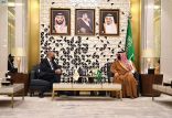 الأمير عبدالعزيز بن سعود يستقبل وزير الداخلية في قبرص