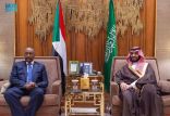 ولي العهد يلتقي رئيس مجلس السيادة السوداني ويستعرضان أوجه العلاقات السعودية السودانية