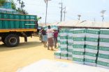 مركز الملك سلمان للإغاثة يوزع 2.600 سلة غذائية للاجئين الروهينجا في بنغلاديش