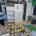 وزارة الشؤون الإسلامية تباشر توزيع 450 سلة رمضانية ضمن برنامج خادم الحرمين لتفطير الصائمين في فيتنام