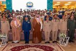 نائبِ وزيرِ الدفاع يرعى حفلَ تخريج طلبة كلية القيادة والأركان للقوات المسلحة