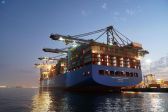 ميناء جدة الإسلامي يعزز الحركة التجارية مع المغرب بـ 6 خطوط وخدمات ملاحية
