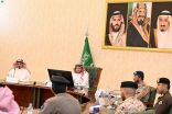 محافظ الطائف يناقش استعدادات الدفاع المدني لمواجهة الأمطار
