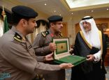 أمير مكة ونائبه يتسلّمان التقرير السنوي لإنجازات شرطة المنطقة