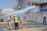 اخماد حريق وقع في مستودعين تحتوي على مواد كيميائية بالخمرة في جدة