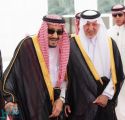بالصور ..  خادم الحرمين الشريفين يغادر إلى نيوم لقضاء بعض الوقت للراحة والاستجمام