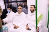 الأمير عبدالله بن بندر يستقل قطار المشاعر من منى إلى عرفات