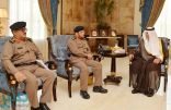 أمير مكة ونائبه يلتقيان مدير عام الدفاع المدني بالمنطقة