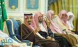 خادم الحرمين يستقبل الأمراء ومفتي عام المملكة والعلماء وجمعًا من المواطنين
