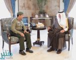 الأمير خالد الفيصل يستقبل العميد الحارثي