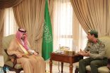 أمير مكة بالنيابة يتسلّم التقرير السنوي لإنجازات جوازات المنطقة