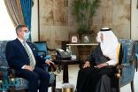 الأمير خالد الفيصل يستقبل سفير كوسوفا لدى المملكة