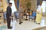 الأمير خالد الفيصل يكرم عدداً من ضباط وأفراد الدوريات الأمنية بمحافظة جدة