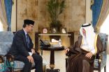 الأمير خالد الفيصل يستقبل سفير إندونيسيا لدى المملكة