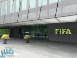 “فيفا” يوصي بتأجيل مباريات مارس وأبريل