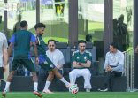وزير الرياضة يشهد التدريب الأخير للأخضر قبل لقاء الأوروغواي في كأس العالم 2026