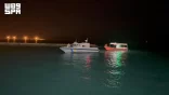 حرس الحدود بمنطقة المدينة المنورة ينقذ مواطنين تعطلت واسطتهما البحرية في عرض البحر