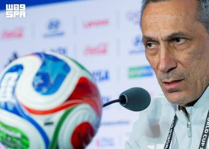 مدرب المنتخب السعودي “دونيس”: نسعى للفوز على الرأس الأخضر وإسعاد جماهيرنا بالتأهل