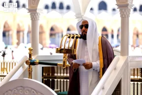 خطيب المسجد الحرام : صلة الرحم وطاعة الله طريق النجاة وحسن العاقبة