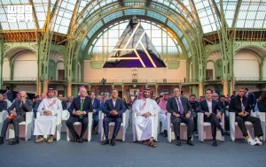 سمو ولي العهد يُشرّف اختتام بطولة كأس العالم للرياضات الإلكترونيّة 2026 في باريس ويشهد تتويج الرئيس الفرنسي لنادي “اُوْل جيمرز جلوبال”