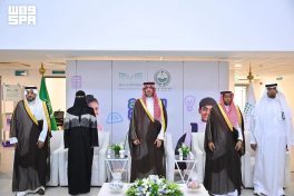 الأمير سعود بن جلوي يقف على جاهزية مدارس تعليم جدة