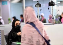 جوازات مطار الأمير محمد بن عبدالعزيز تستقبل أولى رحلات ضيوف الرحمن من مملكة تايلند